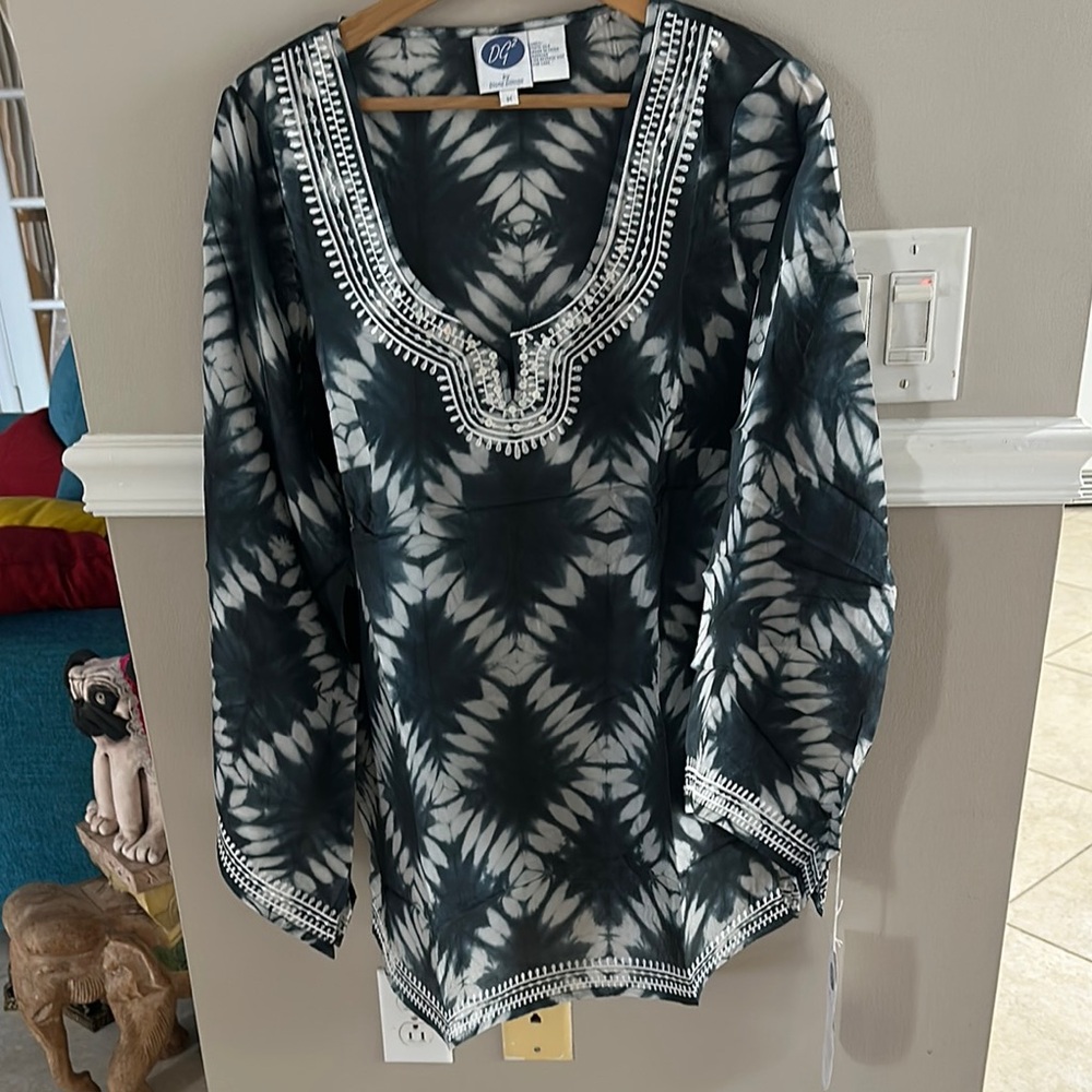 NWT Diane Gilman Batik Silk Tunic Size M